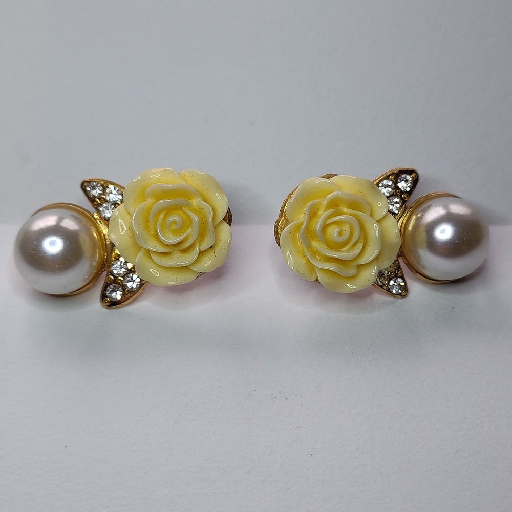 Yellow rose pearl faux diamonds pierced earrings fashion costume jewelry Texas